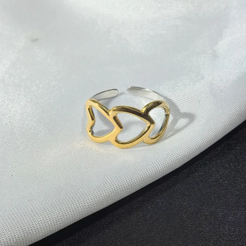 DIFFERENT HEART RINGS-29